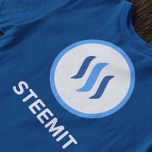 Steemit logo t-shirt